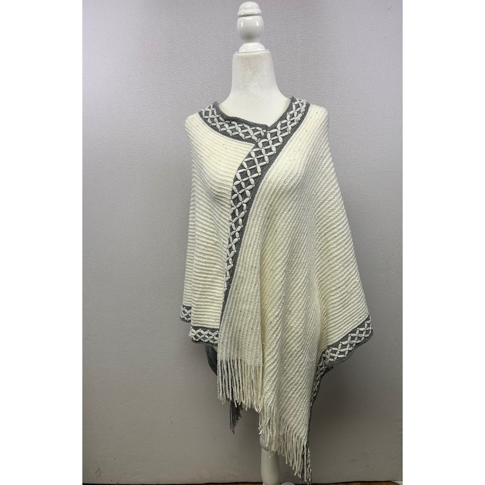 Boho Shimmer Eyefull Women One Size Cream Sequin‎ Fringe Knit Poncho Wrap Cape
